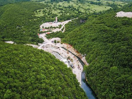 Baustelle für das Wasserkraftwerk Medna an der Sana in Bosnien-Herzegowina